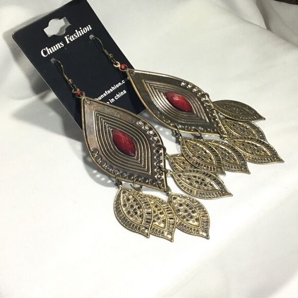 Antique Gold Tone Fashion Dangle Earrings (UC3) - Picture 5 of 8